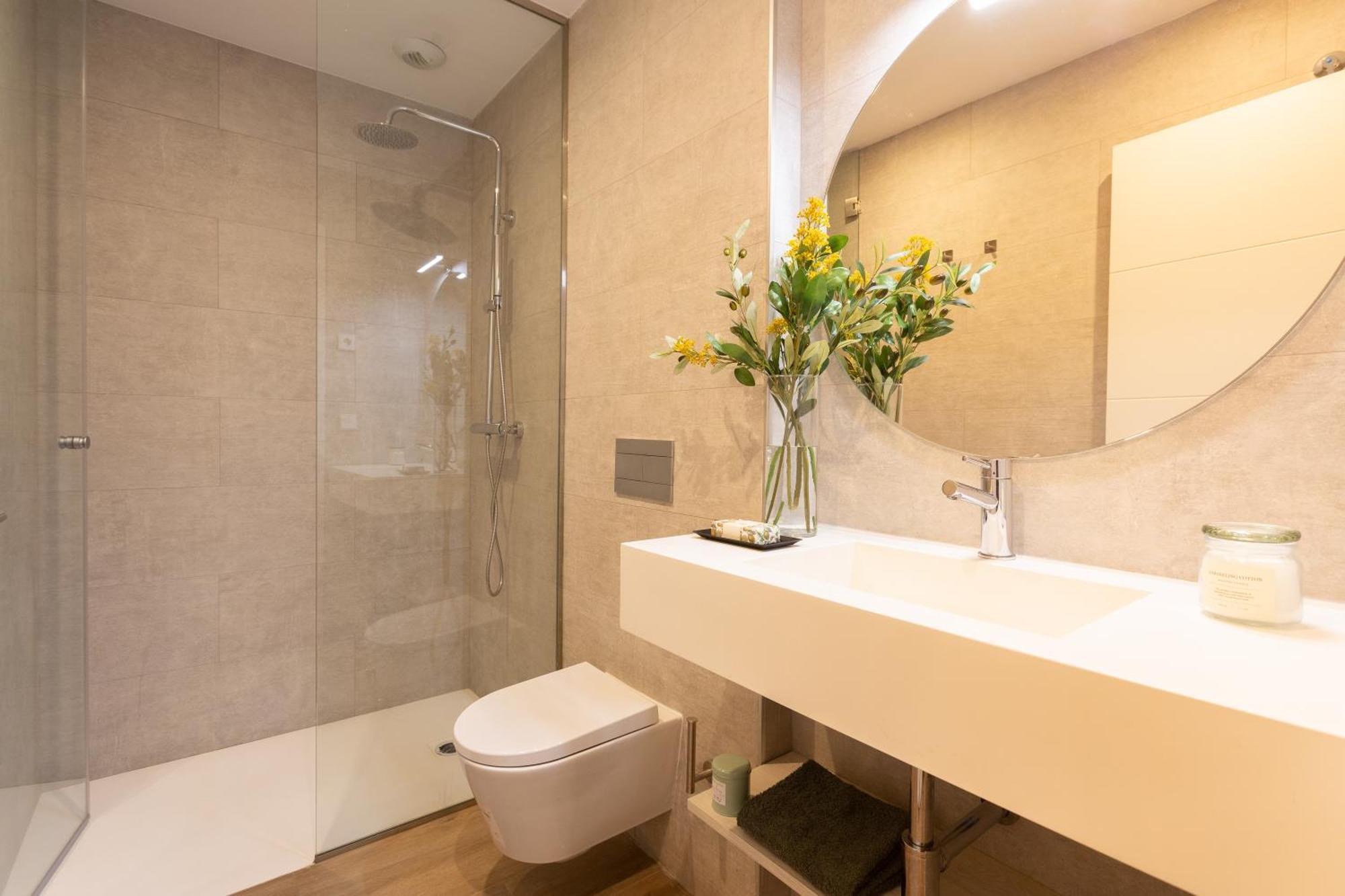 General Oraa - Darya Living Apartment Madrid Ngoại thất bức ảnh